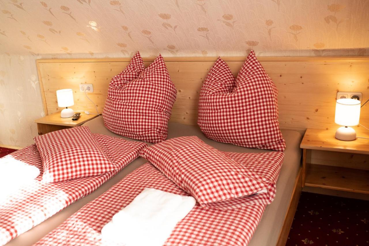 זדרהאוס Roesslgut Bed & Breakfast מראה חיצוני תמונה
