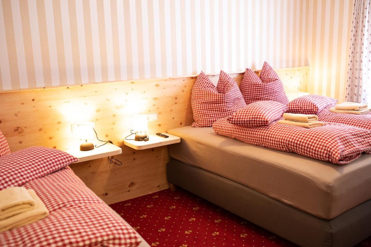 זדרהאוס Roesslgut Bed & Breakfast מראה חיצוני תמונה