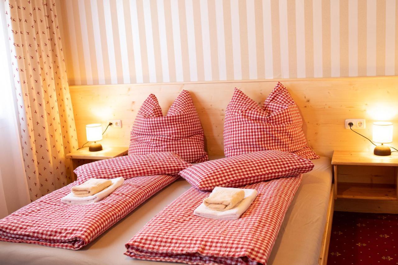 זדרהאוס Roesslgut Bed & Breakfast מראה חיצוני תמונה